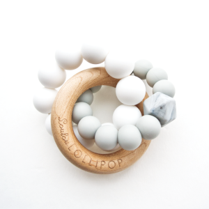Gryzak silikonowo-drewniany Trinity - LouLou Lollipop