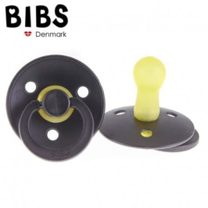 Smoczek uspokajający Hevea - BLACK M 6+ - BIBS