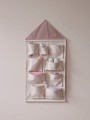 Organizer - Różowy domek - FERM LIVING