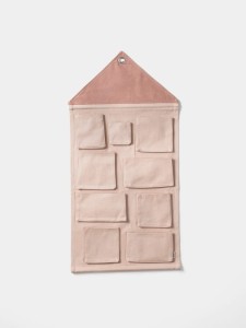 FERM LIVING - Organizer - Różowy domek